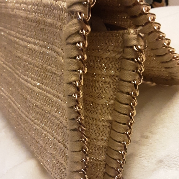 Woven & chain clutch - Picture 5 of 6